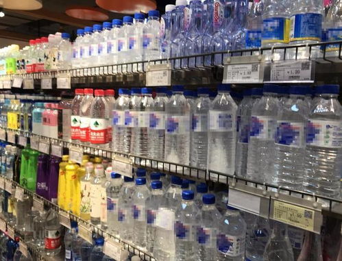 超市疑云 北漂女白領16次大量購水的背后